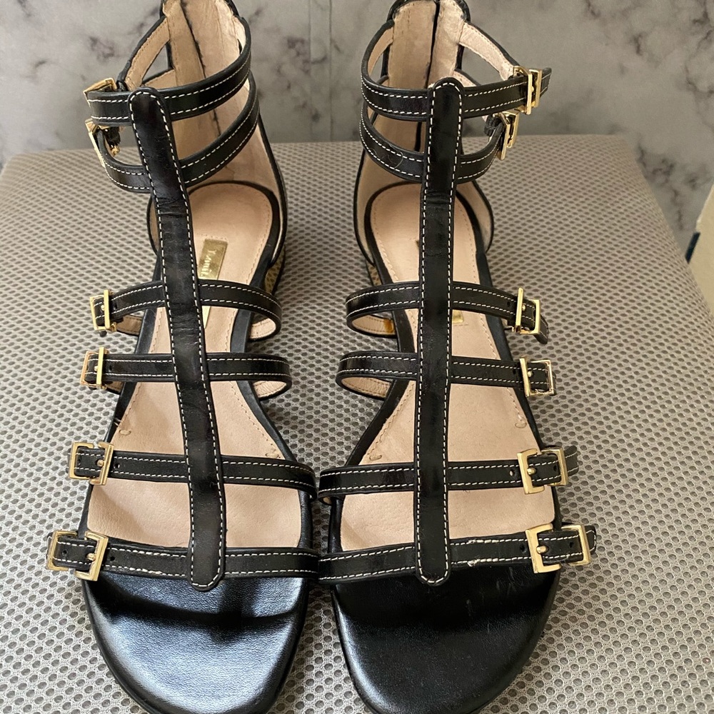 LOUISE ET CIE Black Leather Gladiator Sandals SZ 7